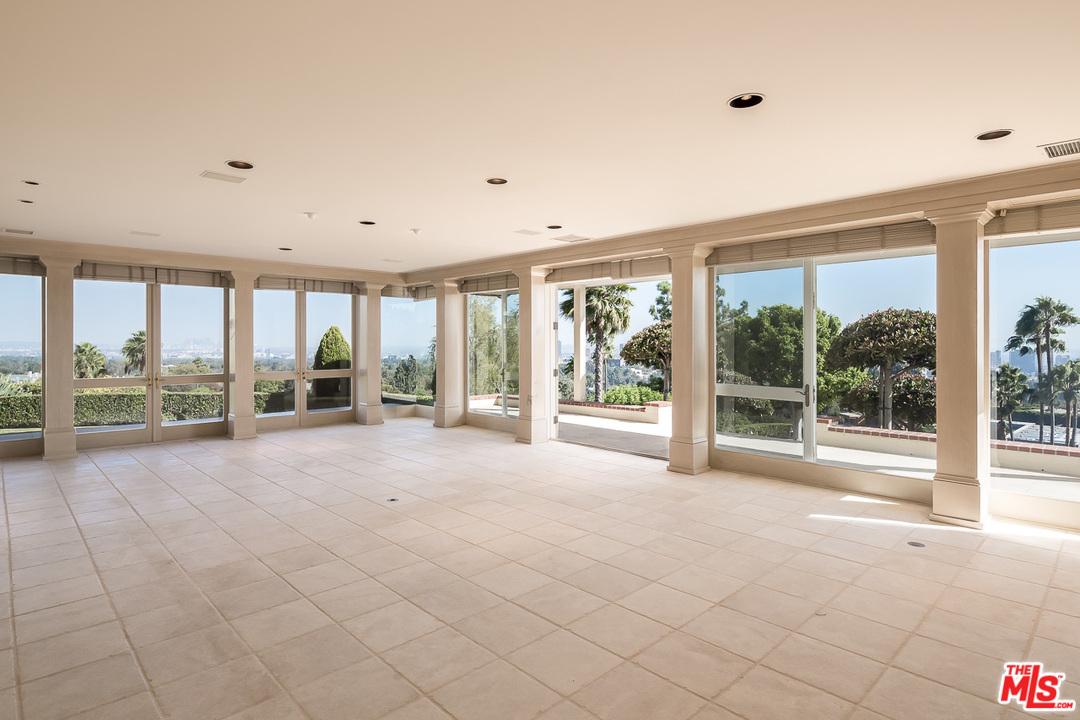 778 Sarbonne Road Los Angeles, CA 90077 - Photo 16 of 22