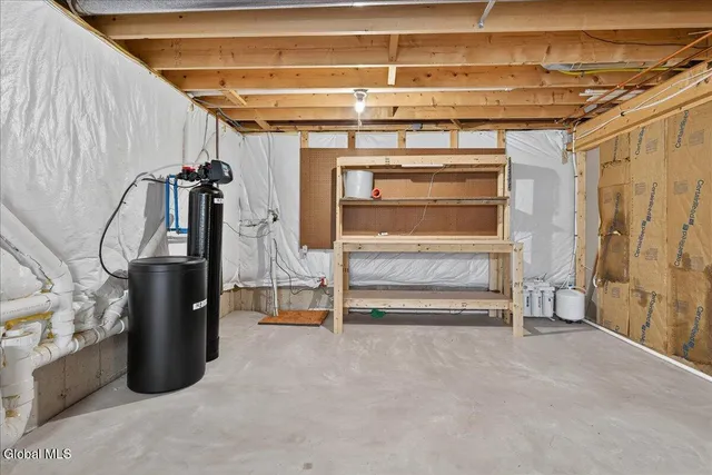 $499,000 | 15 Coneflower Court, Malta, NY 12020