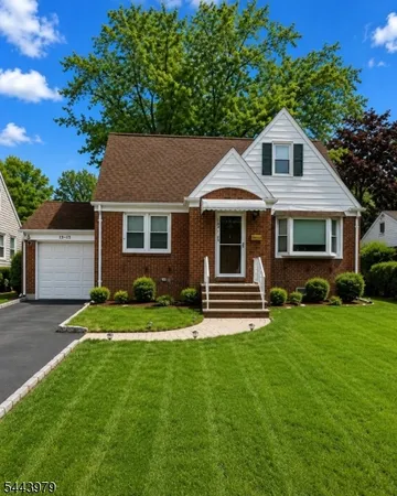 $729,000 | 13-11 Hedman Place, Fair Lawn, NJ 07410
