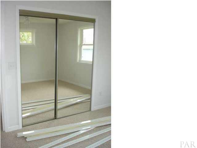 415 Gibbs Road Pensacola, FL 32507 - Photo 3 of 6