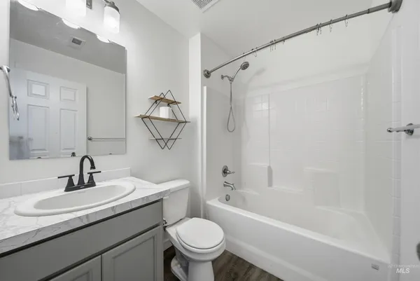 $455,000 | 6670 South Birch Creek Avenue, Meridian, ID 83642