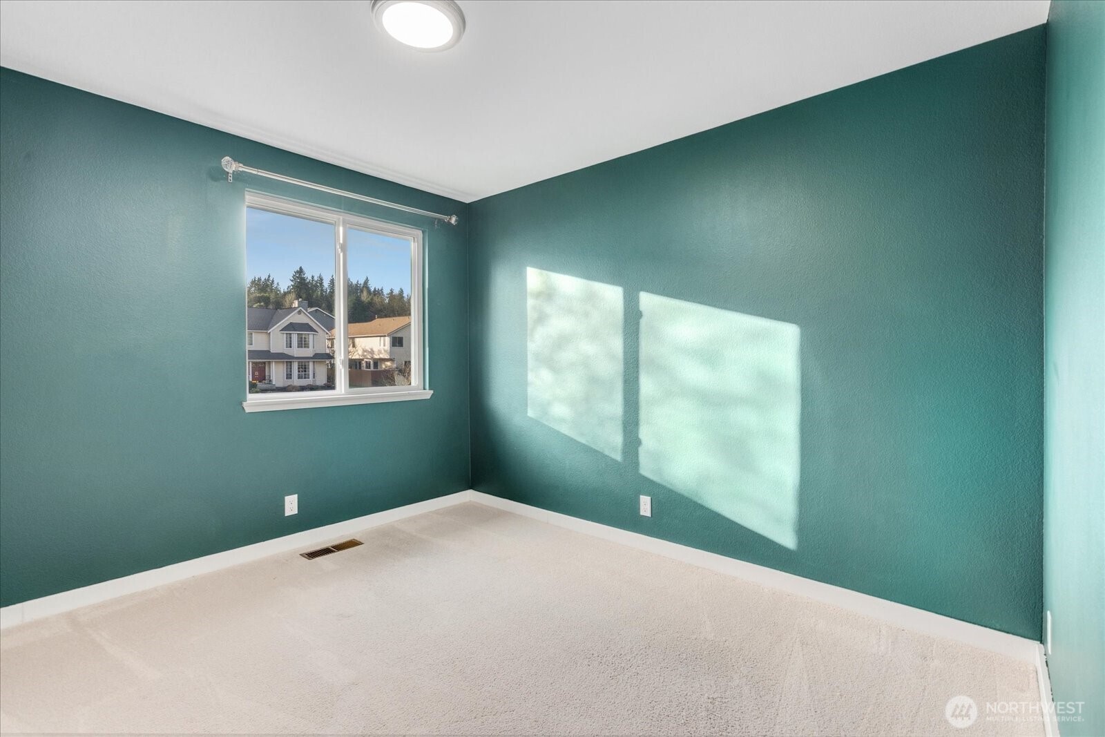 22621 8th Drive Southeast Bothell, WA 98021 - Photo 34 of 38