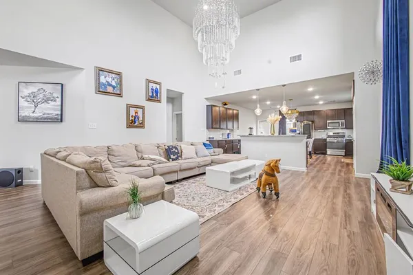 $450,000 | 2070 Hartley Drive, Forney, TX 75126