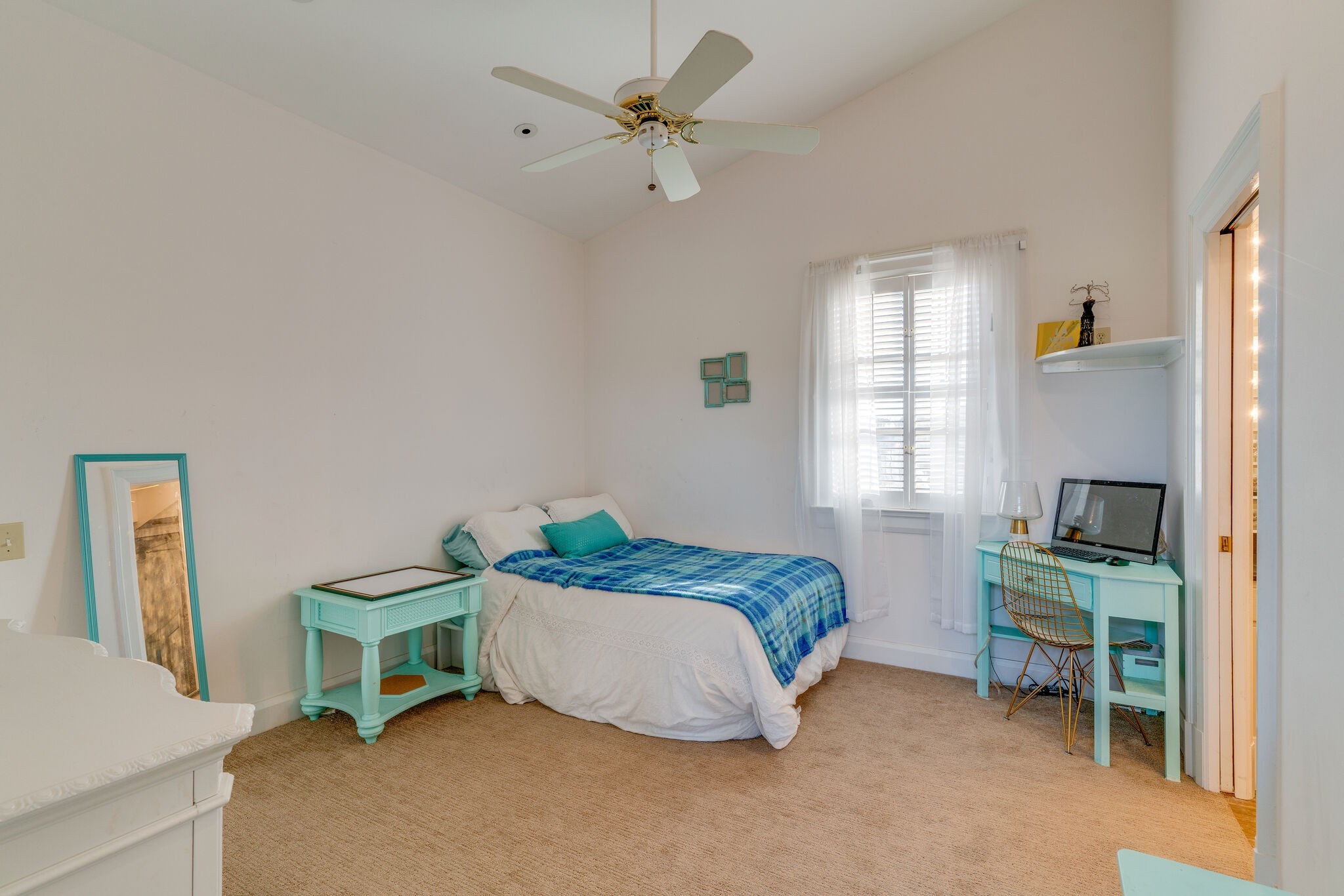 6300 Cairo Bend Road Lebanon, TN 37087 - Photo 33 of 50 a bedroom with a bed and a table in it