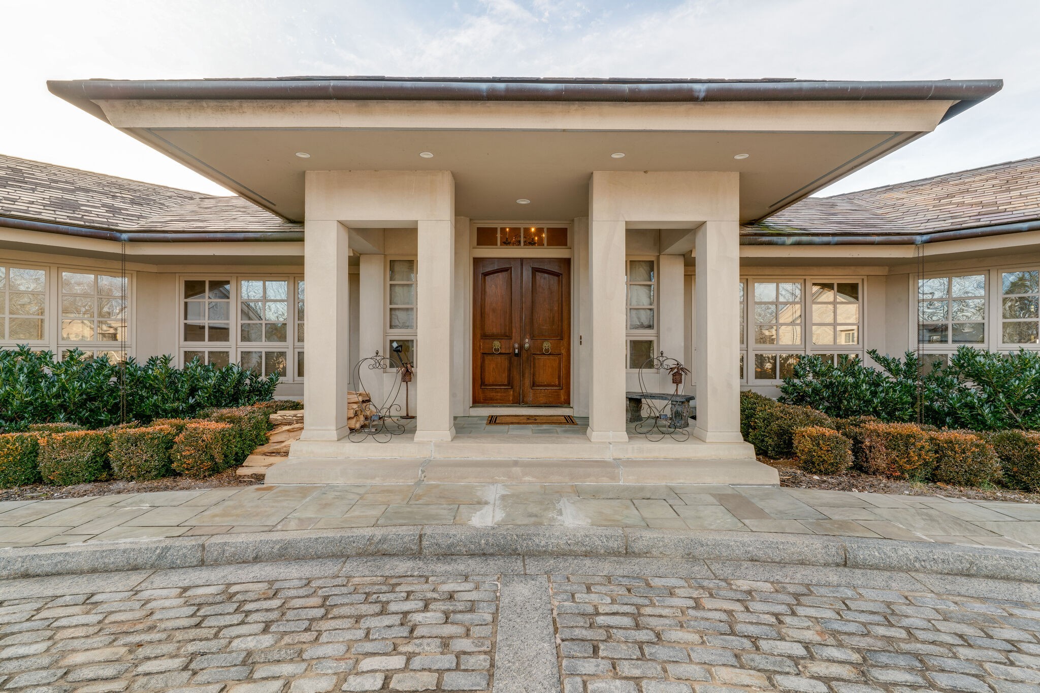 6300 Cairo Bend Road Lebanon, TN 37087 - Photo 7 of 50 a front view of a house