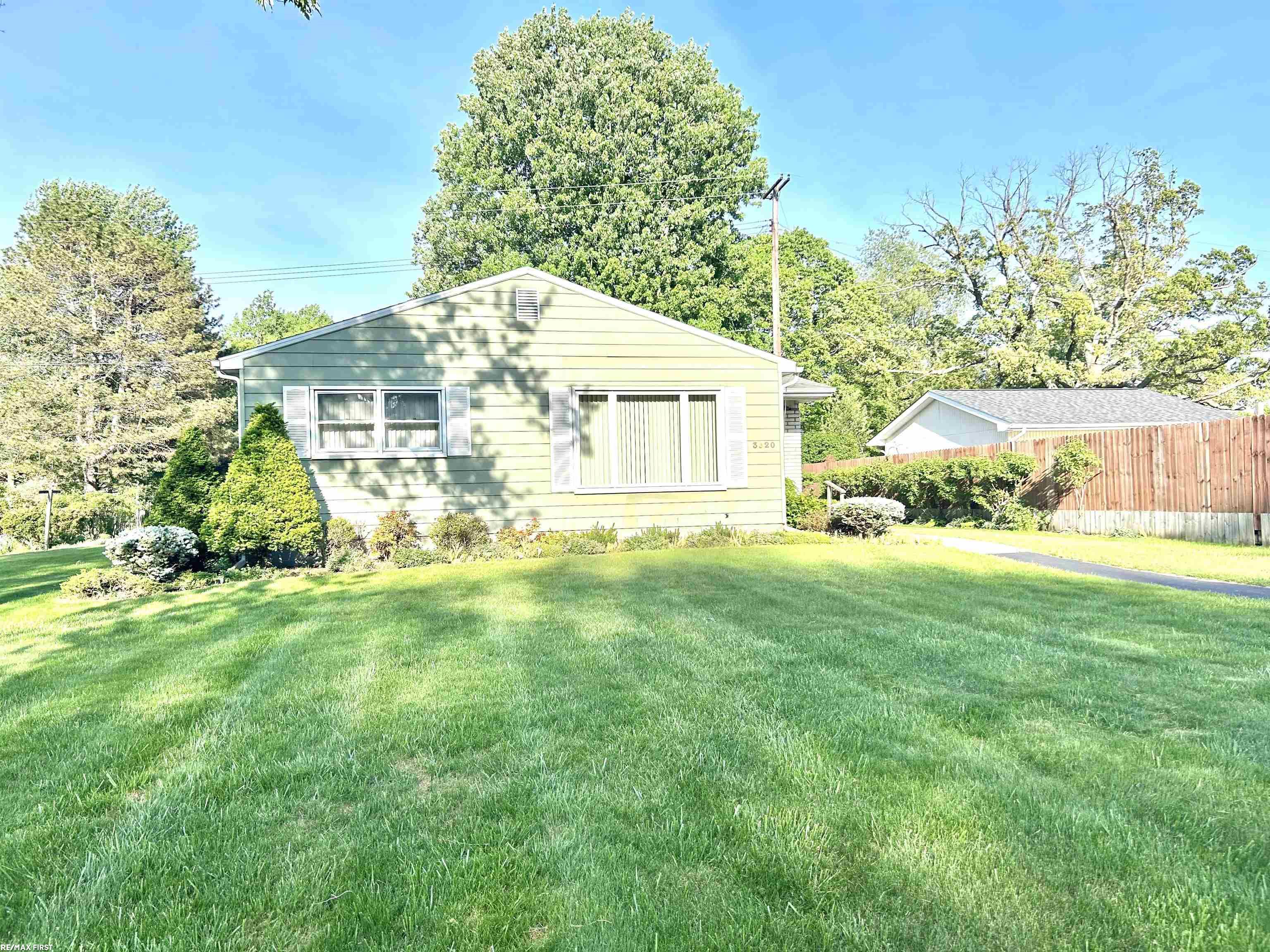3520 State Road Fort Gratiot, MI 48059 - Photo 2 of 20 Gallery Image 2