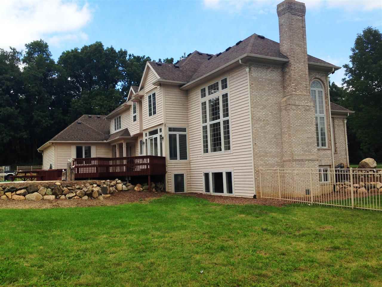 63787 Pine Road North Liberty, IN 46554 - Photo 5 of 31 Gallery Image 5