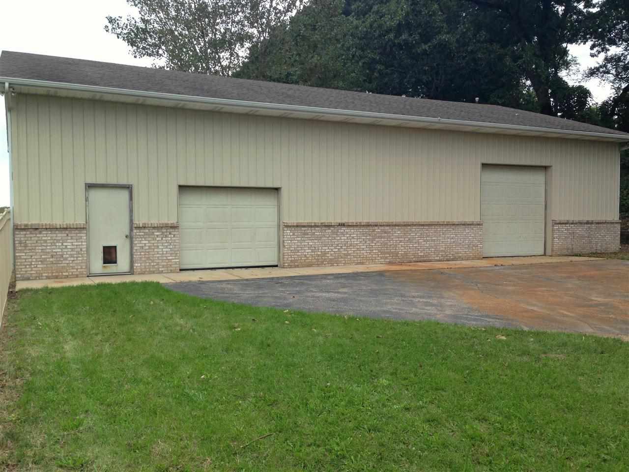63787 Pine Road North Liberty, IN 46554 - Photo 6 of 31 Gallery Image 6