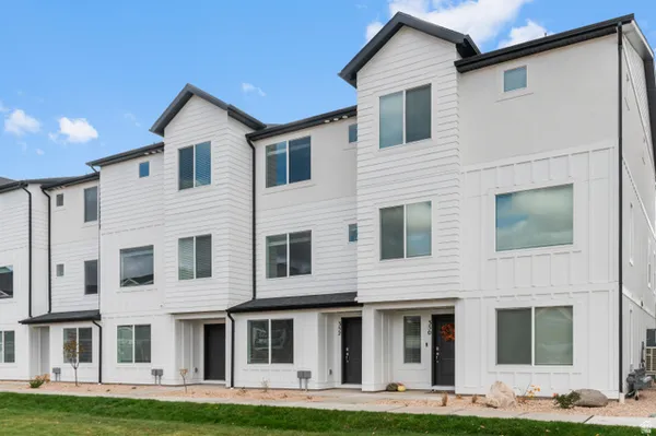 $329,990 | 1256 North 275 East, Unit 190, Ogden, UT 84404