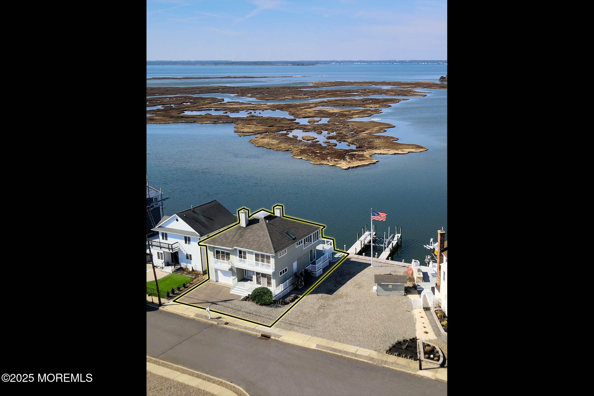 a picture of a room with furniture