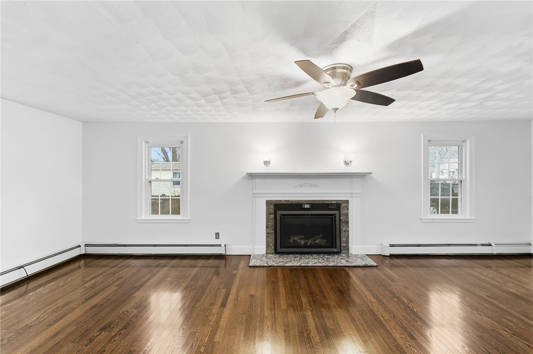 252 South Main Street Coventry, RI 02816 - Photo 8 of 35