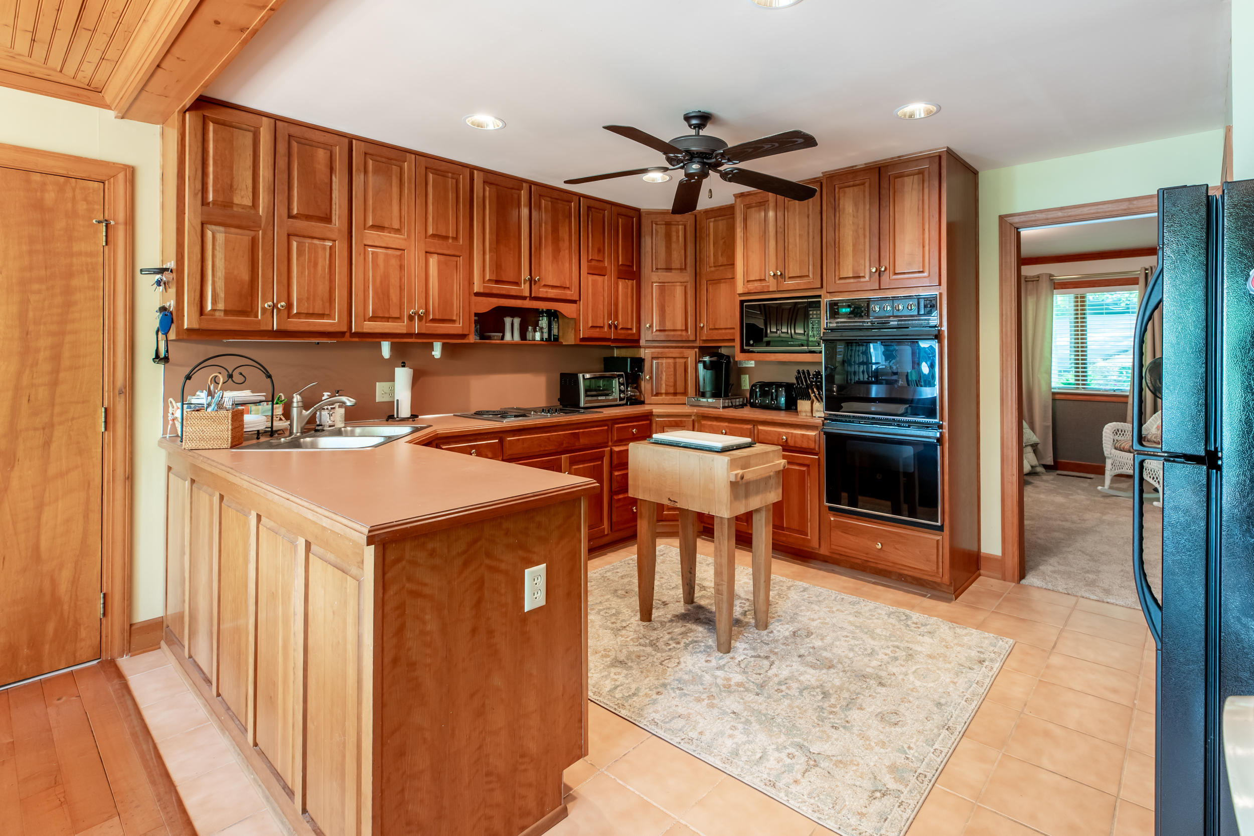 1375 Cove Pointe Rd-15