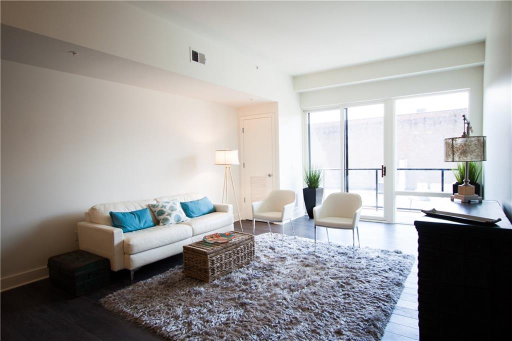 2419 Smallman Street, Unit 306 Pittsburgh, PA 15222 - Photo 4 of 10