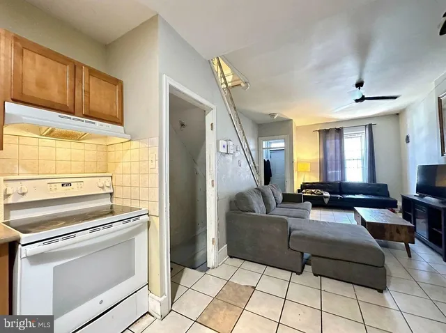 $2,875 | 2040 North Carlisle Street, Philadelphia, PA 19121