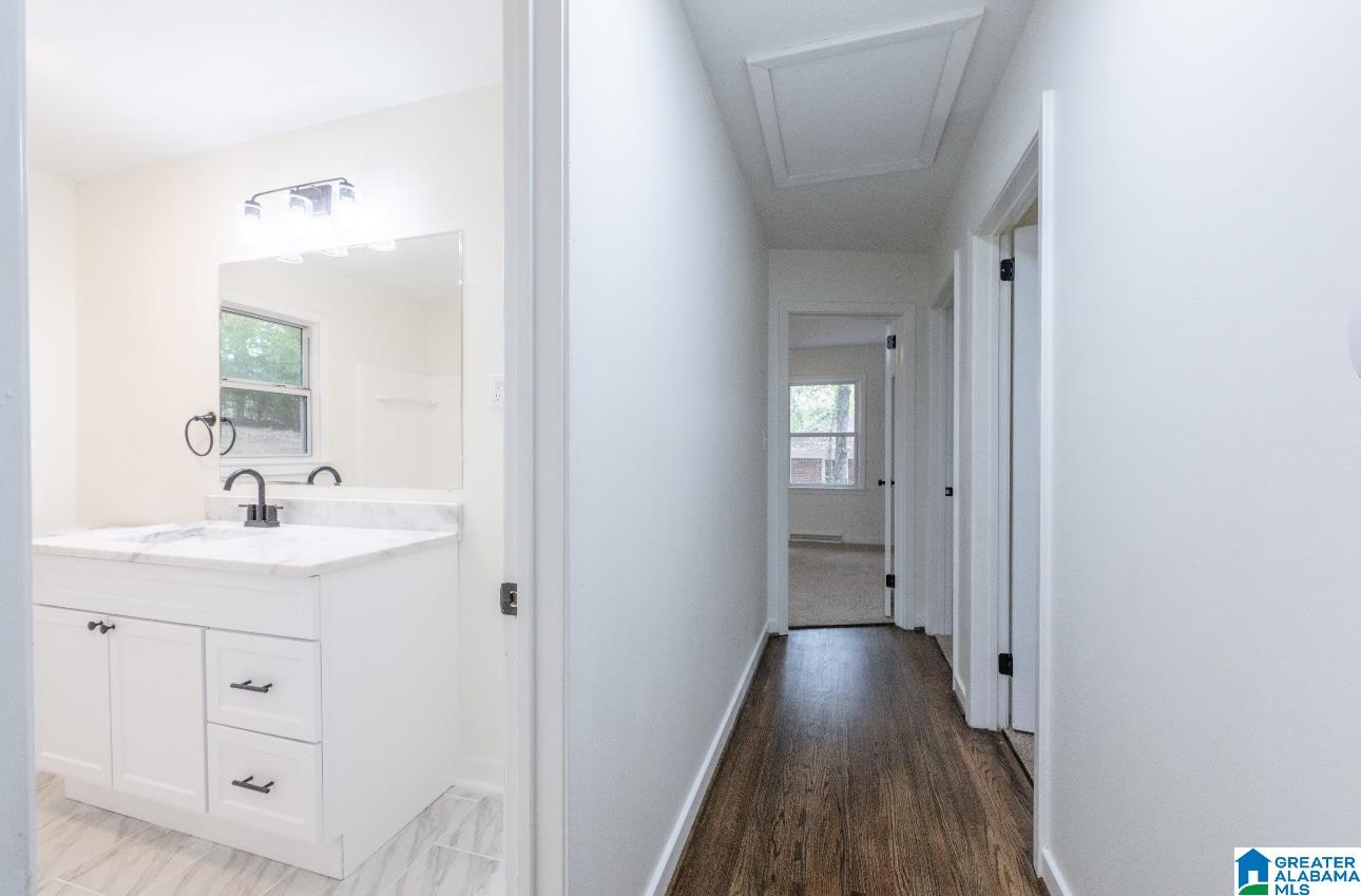 953 Ridgewood Circle Birmingham, AL 35235 - Photo 10 of 23