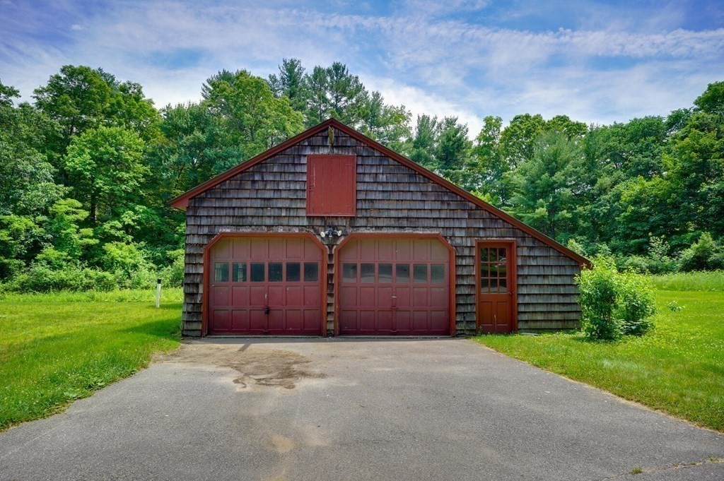 14 R Warren Place Framingham, MA 01701 - Photo 7 of 29
