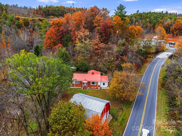 $475,000 | 2896 Old Mars Hill Highway, Weaverville, NC 28787