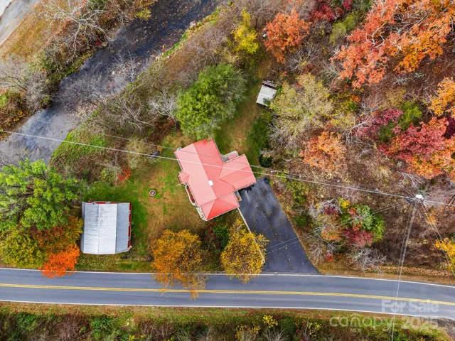 $475,000 | 2896 Old Mars Hill Highway, Weaverville, NC 28787
