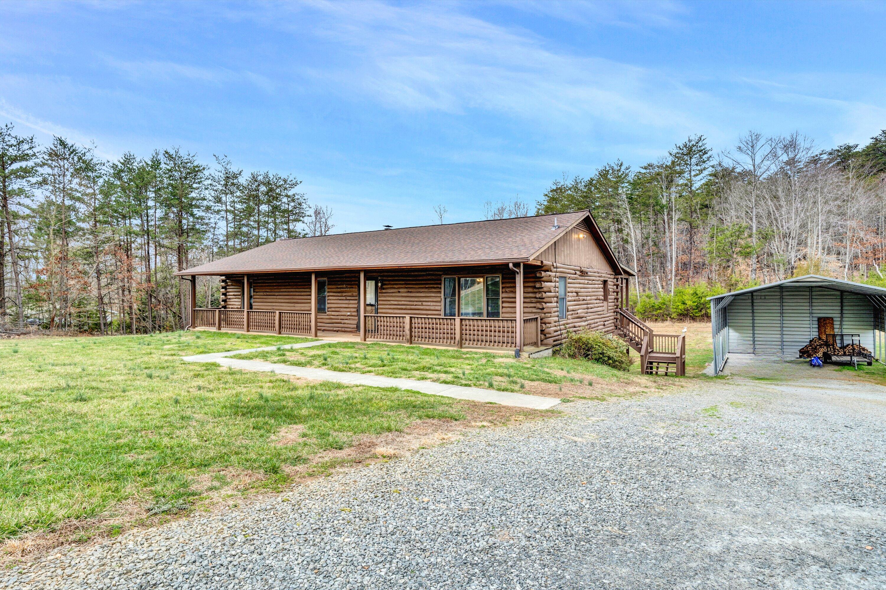 7303 Snow Creek Road Penhook, VA 24137 - Photo 3 of 28 02-3c62d6ee-954d-4e58-9cda-2688e564ce58