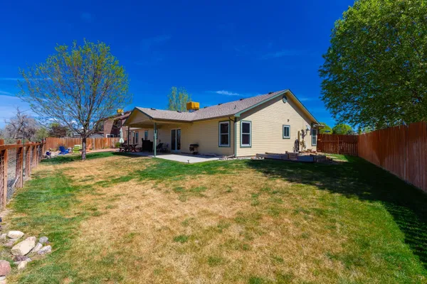 $559,900 | 801 Cresthaven Drive, Fruita, CO 81521