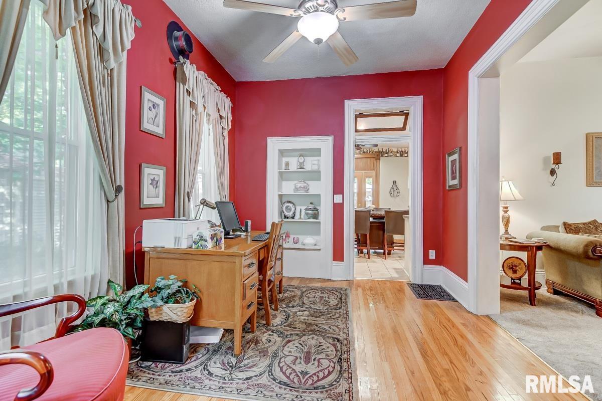 315 East Keys Avenue Springfield, IL 62702 - Photo 9 of 39