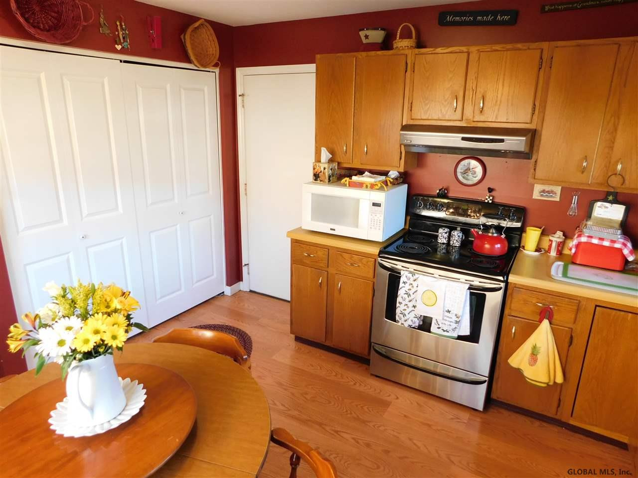 22 Quincy Road Bethlehem, NY 12077 - Photo 7 of 18 Photo 7