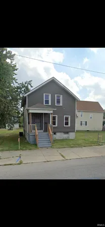 $825 | 708 East Jefferson Boulevard, Unit B, Fort Wayne, IN 46802