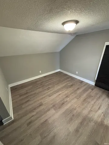 $875 | 708 East Jefferson Boulevard, Unit B, Fort Wayne, IN 46802