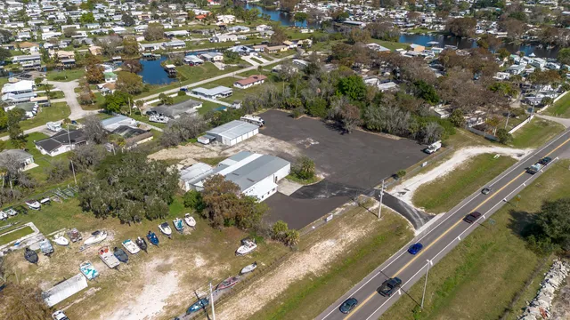 a view of an outdoor space