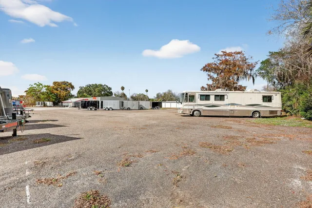 $2,500,000 | 2625 Highway 441, Okeechobee, FL 34974