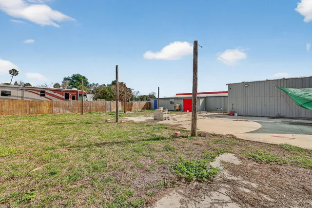 $2,500,000 | 2625 Highway 441, Okeechobee, FL 34974