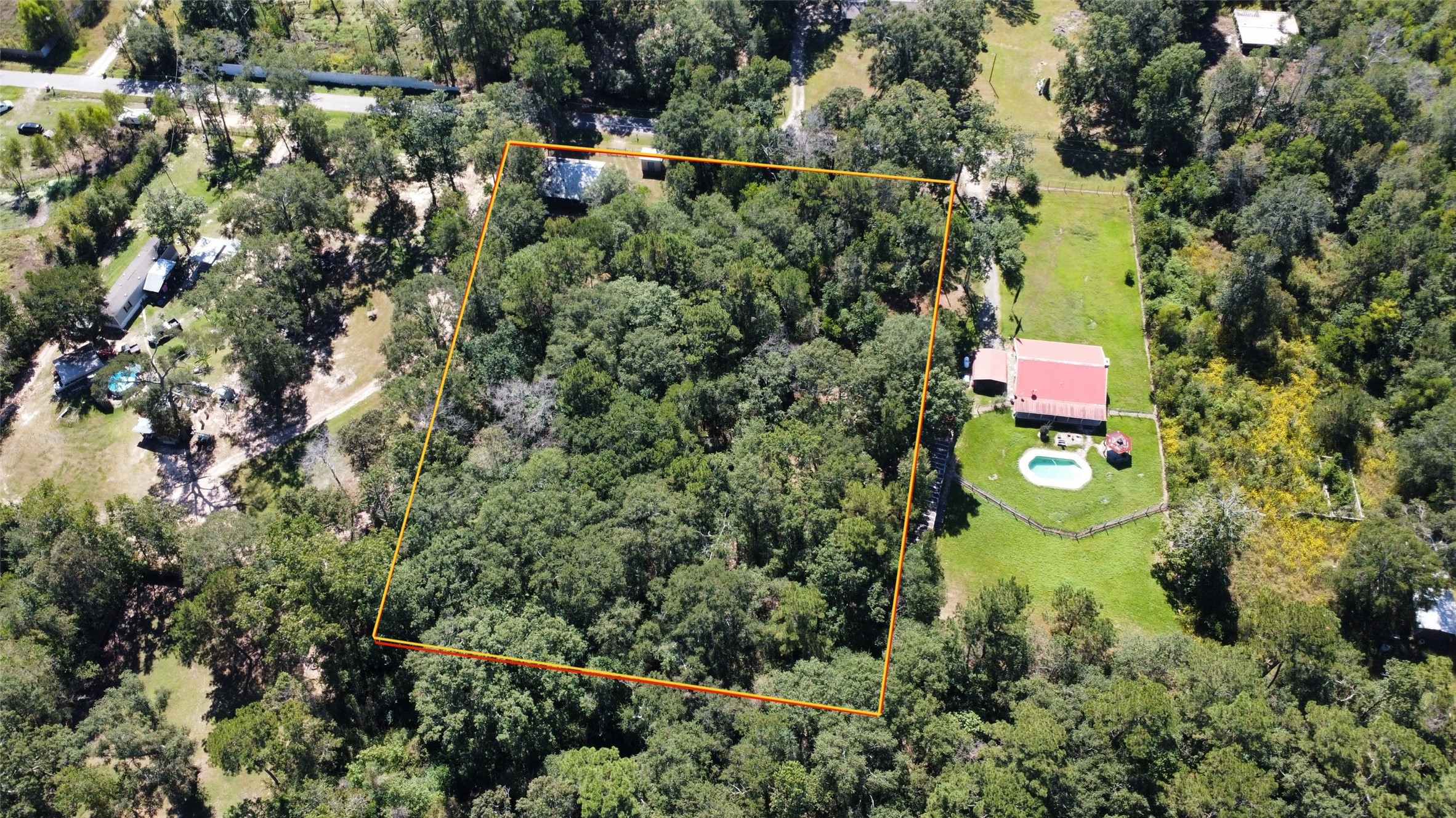 402 County Road 3708 Splendora, TX 77372 - Photo 14 of 17