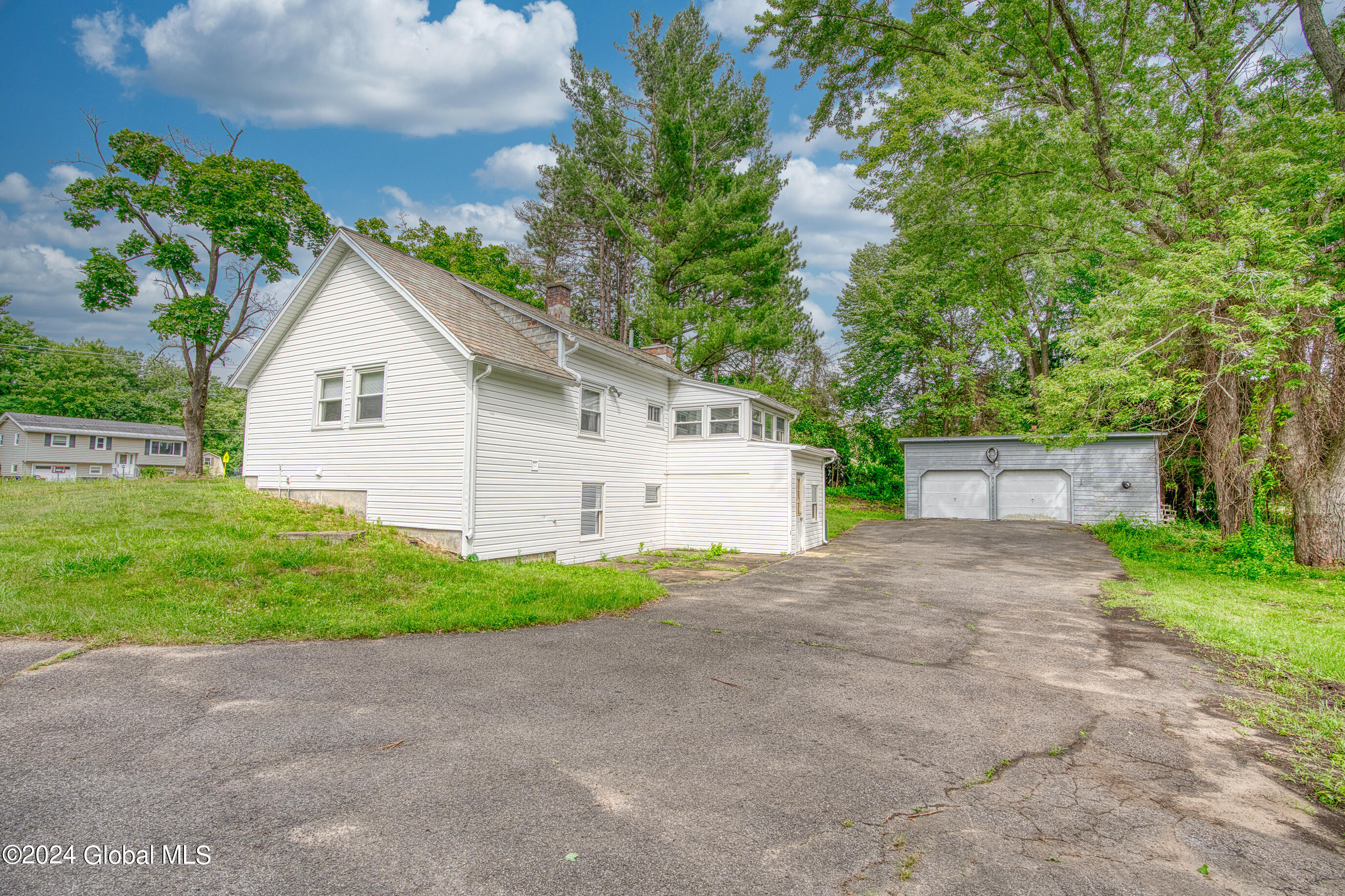 2888 West Old State Road Schenectady, NY 12303 - Photo 4 of 62 007-2888-W-Old-State-Rd