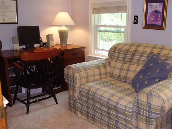 73 Ledgewood Road Dedham, MA 02026 - Photo 13 of 18 Gallery Image 13