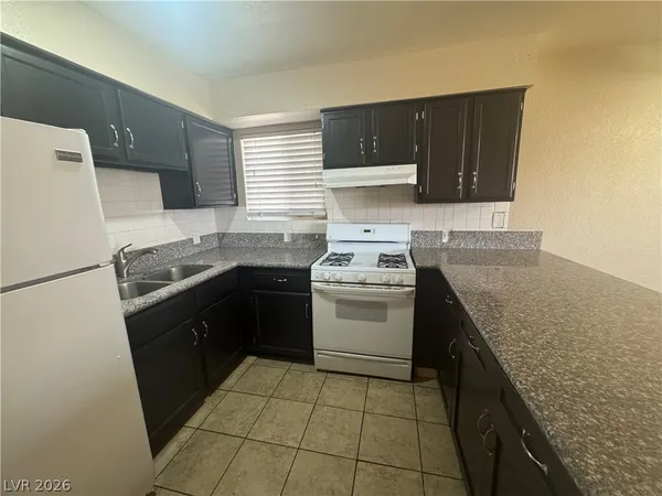 $850 | 4360 Twin View Circle, Unit 2, Las Vegas, NV 89121