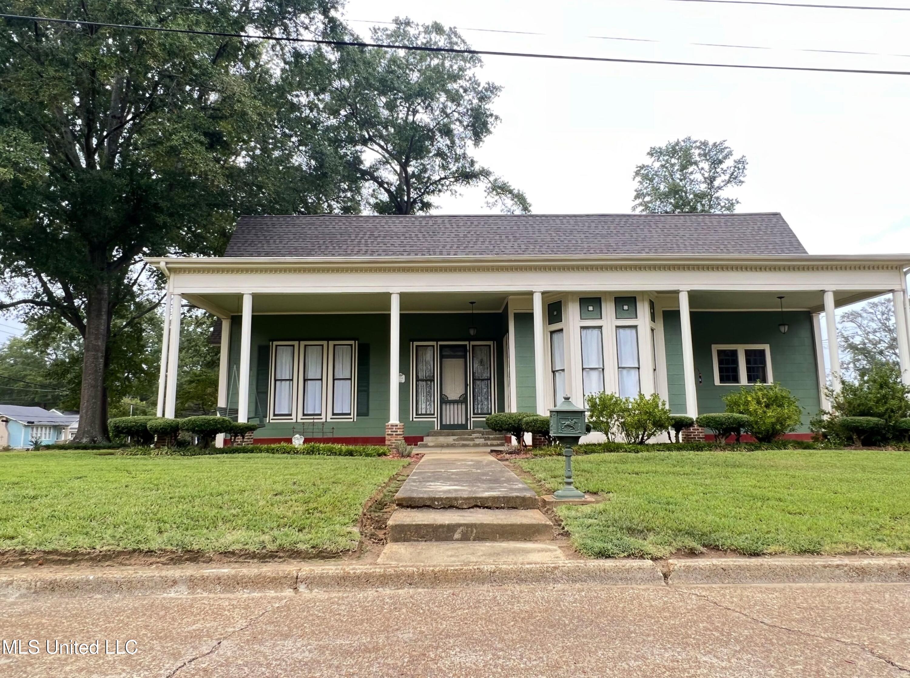 204 Ratliff Street Winona, MS 38967 - Photo 9 of 62 204 Ratliff 8