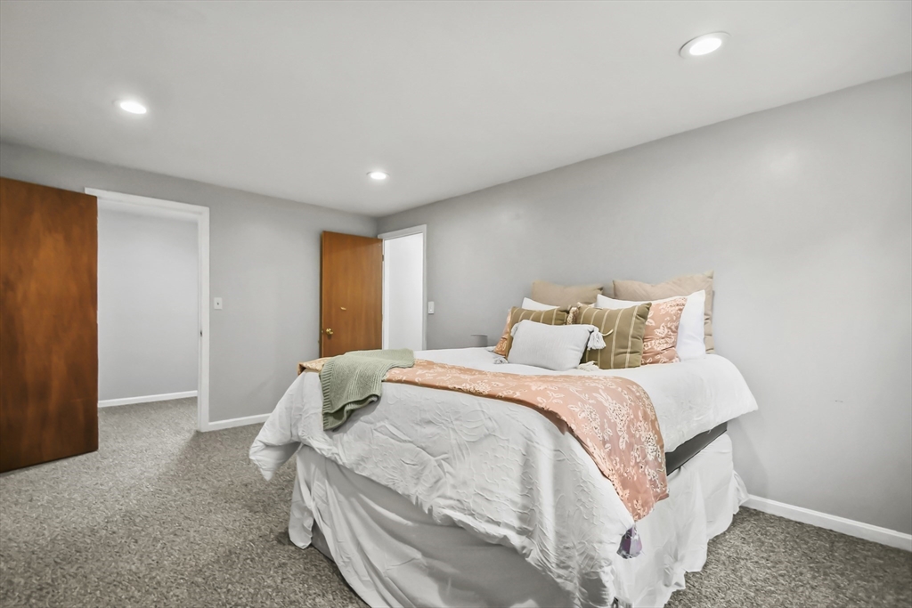 33 Kennedy Drive, Unit 33 Chelmsford, MA 01863 - Photo 15 of 28