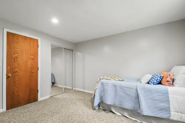 $399,000 | 33 Kennedy Drive, Unit 33, Chelmsford, MA 01863