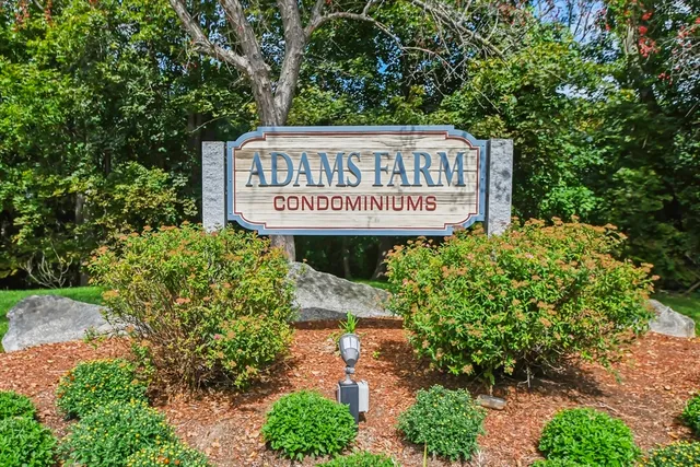 $399,000 | 33 Kennedy Drive, Unit 33, Chelmsford, MA 01863