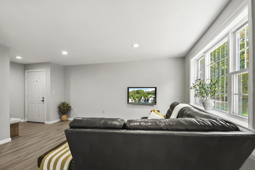 33 Kennedy Drive, Unit 33 Chelmsford, MA 01863 - Photo 10 of 28