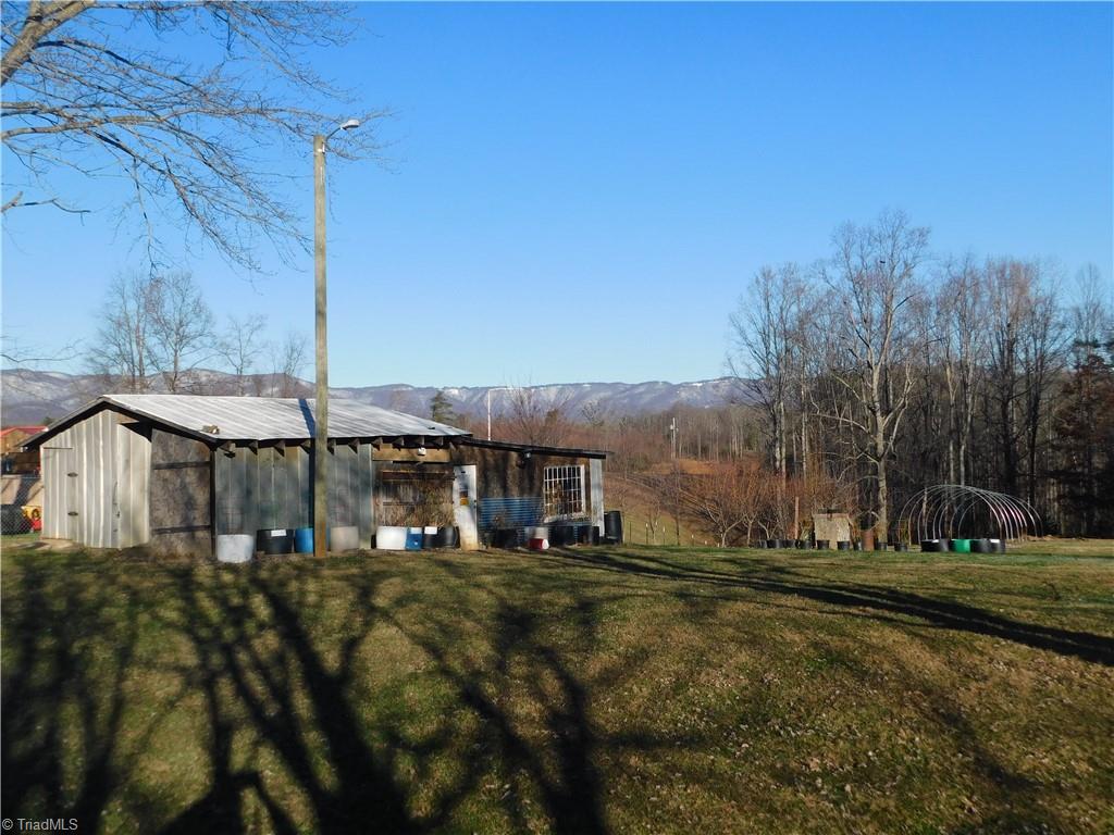 1844 Maple Grove Church Road Mount Airy, NC 27030 - Photo 6 of 14 Gallery Image 6