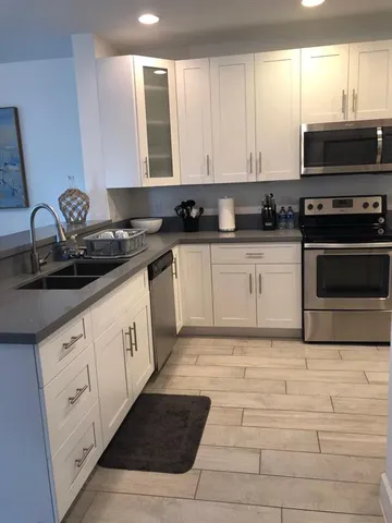 $3,600 | 2362 Southwest 18th Avenue, Fort Lauderdale, FL 33315