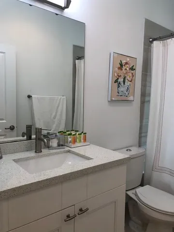 $3,600 | 2362 Southwest 18th Avenue, Fort Lauderdale, FL 33315