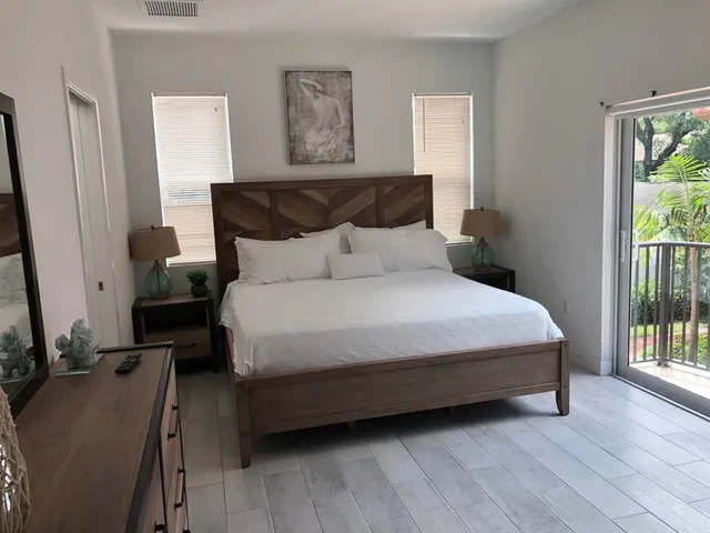 $3,600 | 2362 Southwest 18th Avenue, Fort Lauderdale, FL 33315