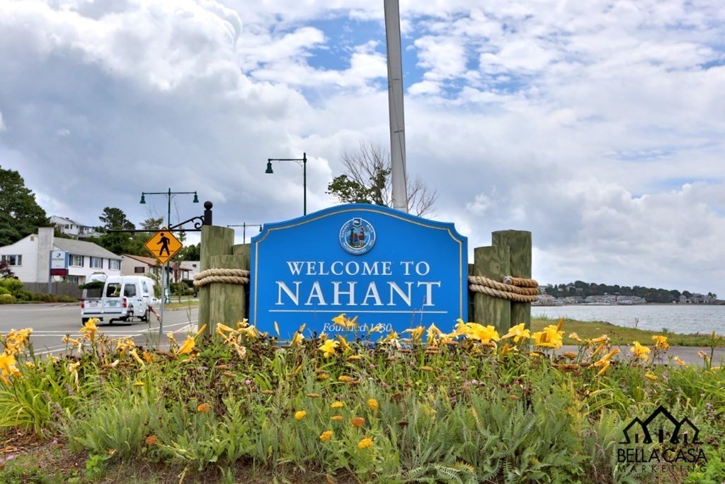 a view of sign board