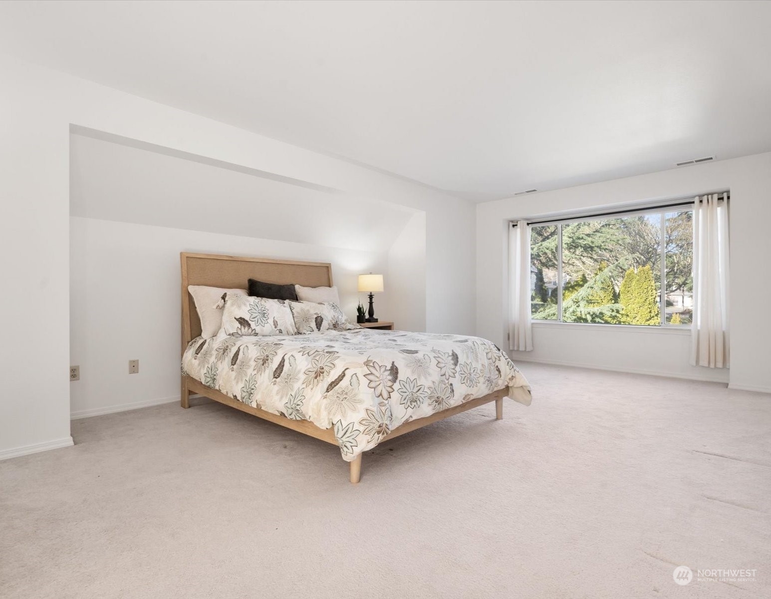 1010 Southwest 335th Street Federal Way, WA 98023 - Photo 15 of 39