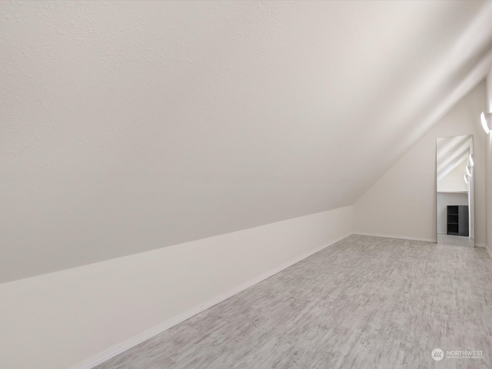 1010 Southwest 335th Street Federal Way, WA 98023 - Photo 25 of 39