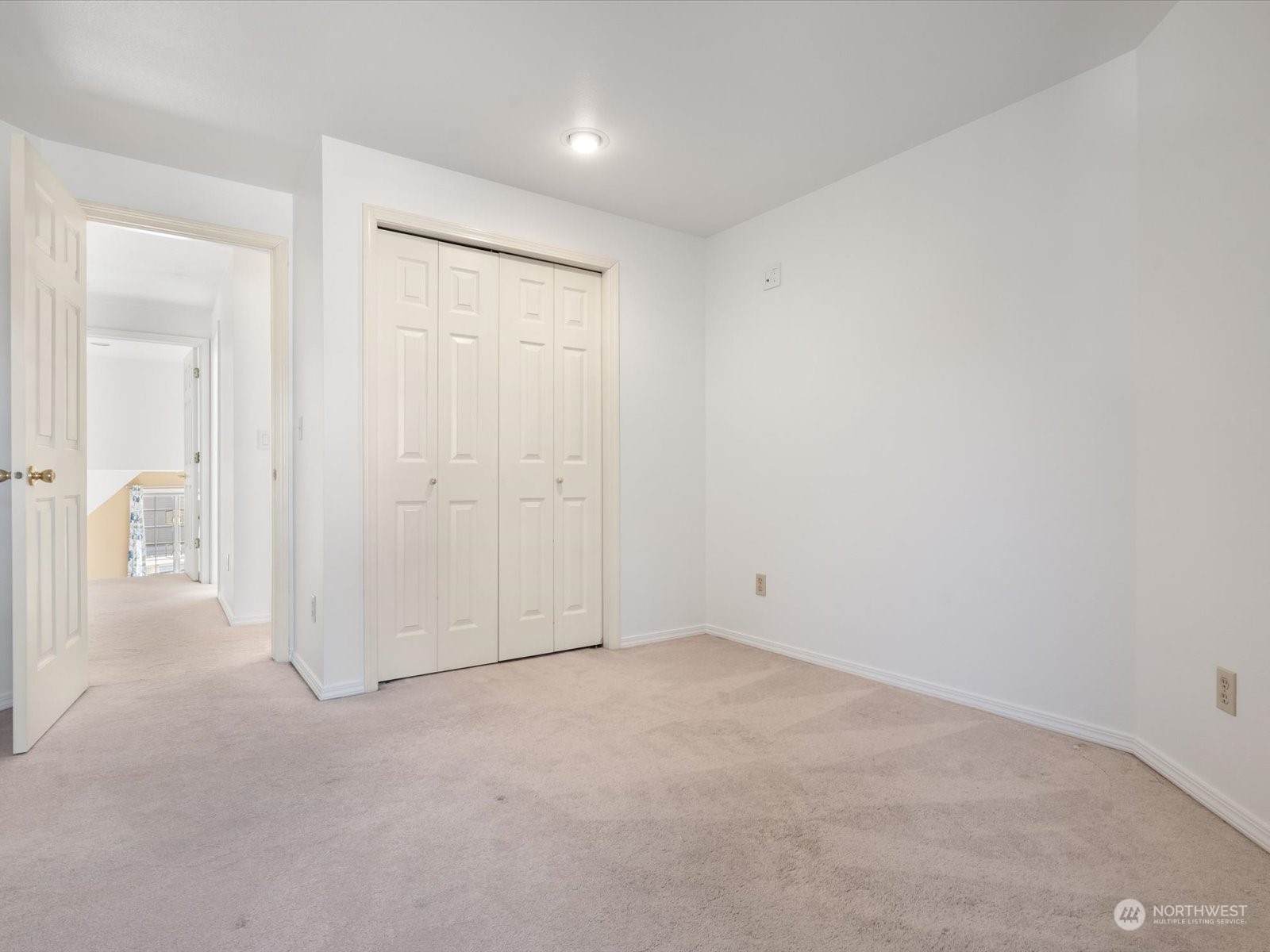 1010 Southwest 335th Street Federal Way, WA 98023 - Photo 30 of 39