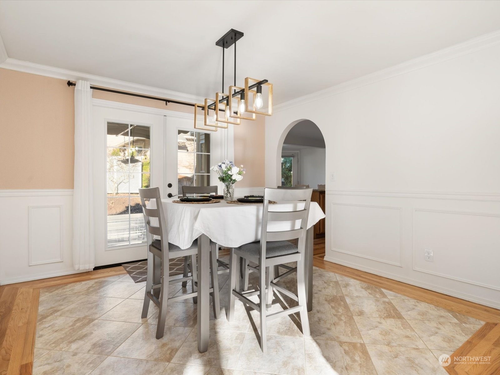 1010 Southwest 335th Street Federal Way, WA 98023 - Photo 7 of 39