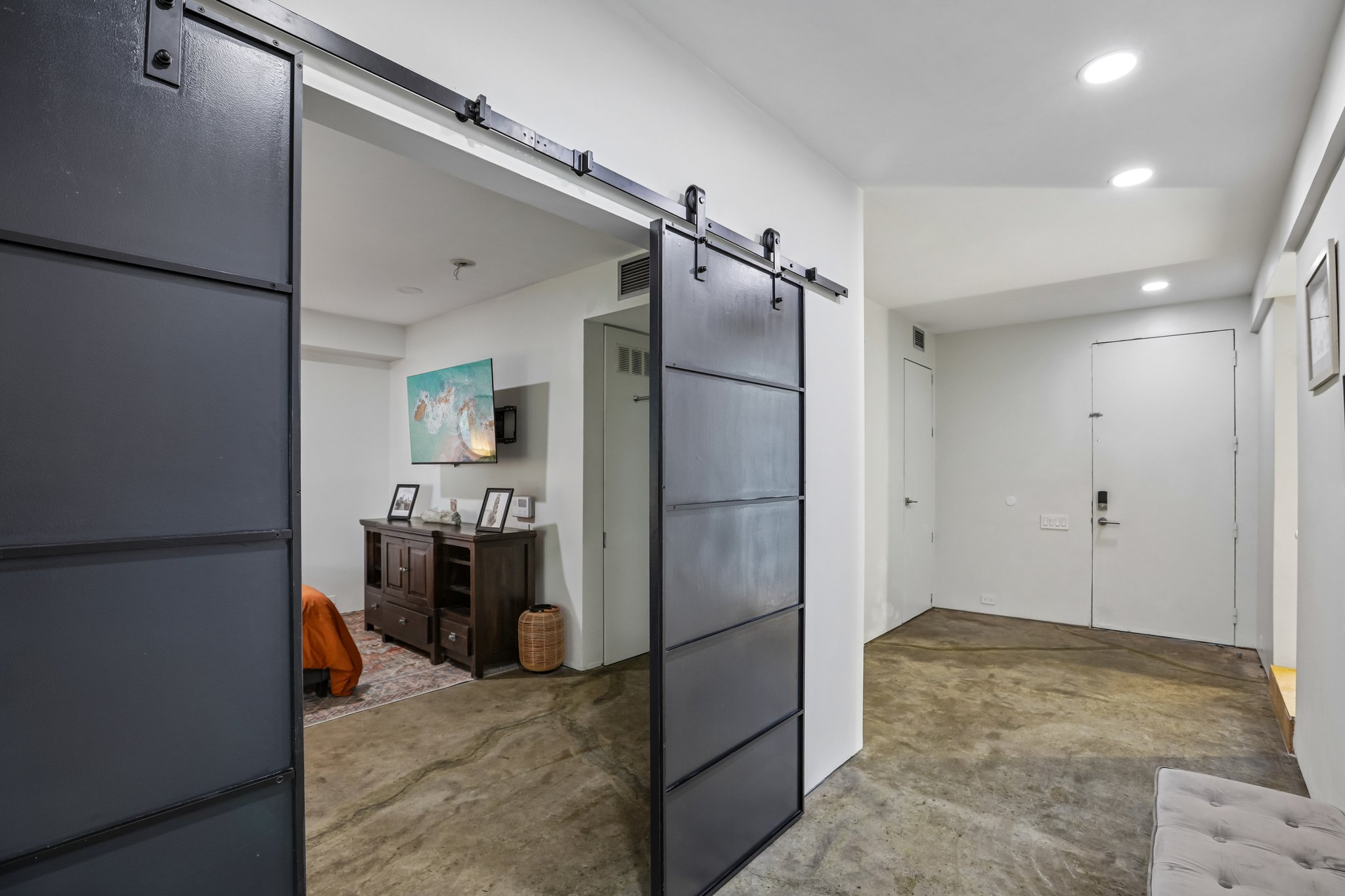 208 Lessin Lane Austin, TX 78704 - Photo 11 of 26 Gallery Image 11